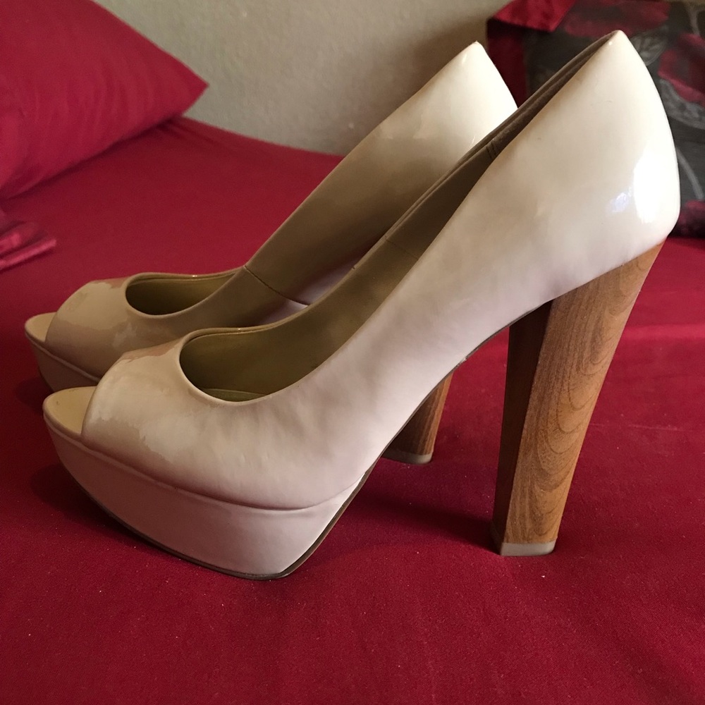 Shoes high heels